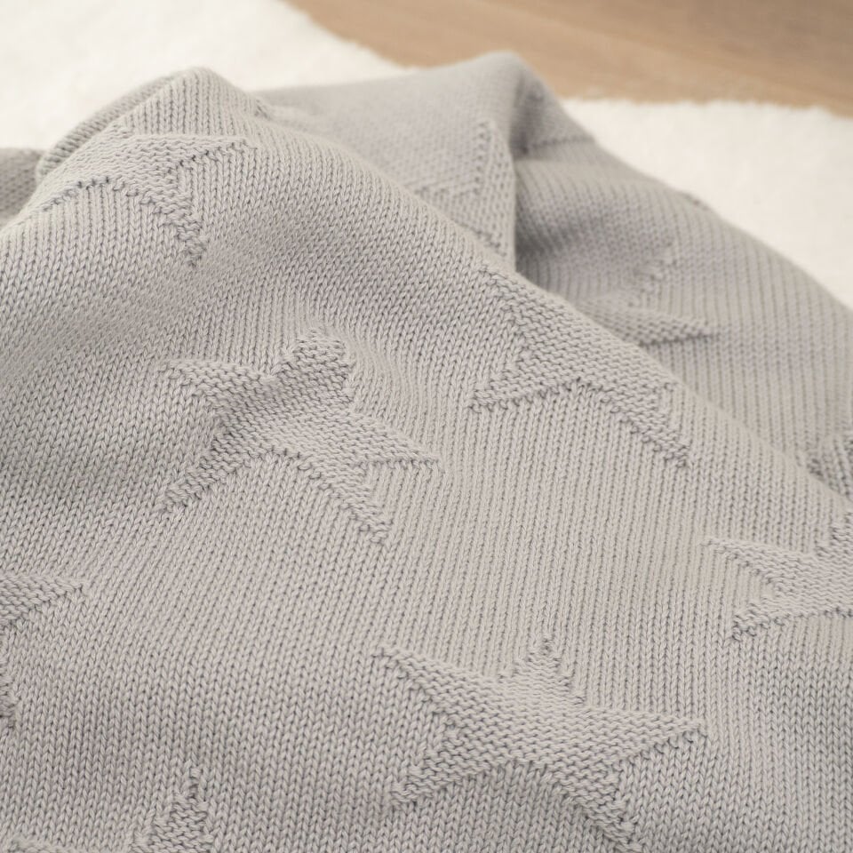 Yıldız Desenli Gri Battaniye